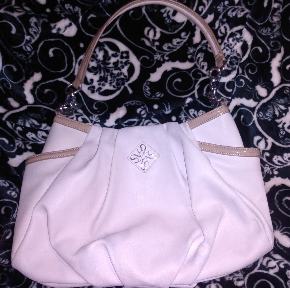 Simply Vera White Shoulder Bag
